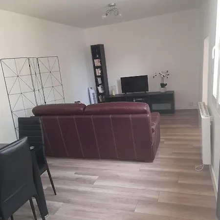 Apartament Maison A 20 Min De Paris Et Liaison Cdg Saint-Brice-sous-Forêt