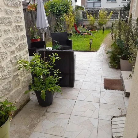 Apartament Maison A 20 Min De Paris Et Liaison Cdg